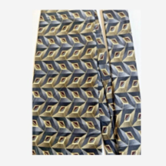 Abstract Men's Tie By Nubio Collezione Esclusivo 100% Silk Blue/Gray/Maroon 3D - Picture 4 of 5